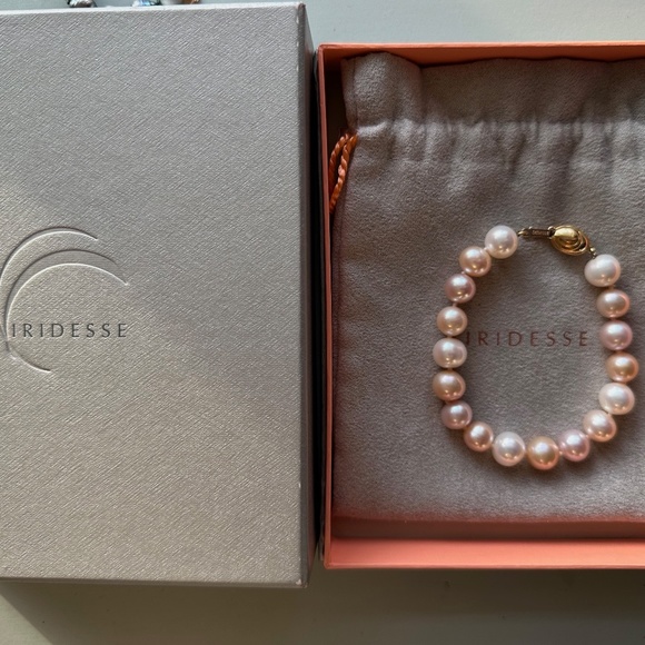 Designer Tiffany & Co. IRIDESSE Large Multi/ White Pink 18K Yellow Gold Bracelet - Picture 6 of 13